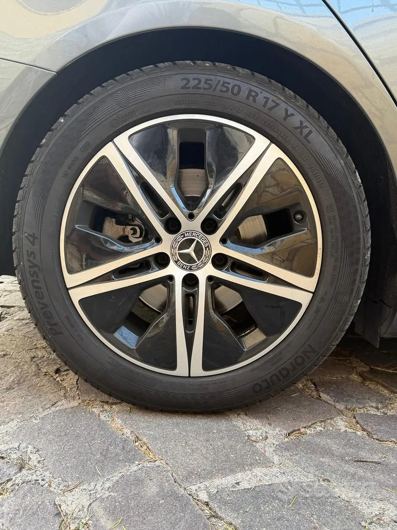 Mercedes-Benz C-Class 2021 photo 4