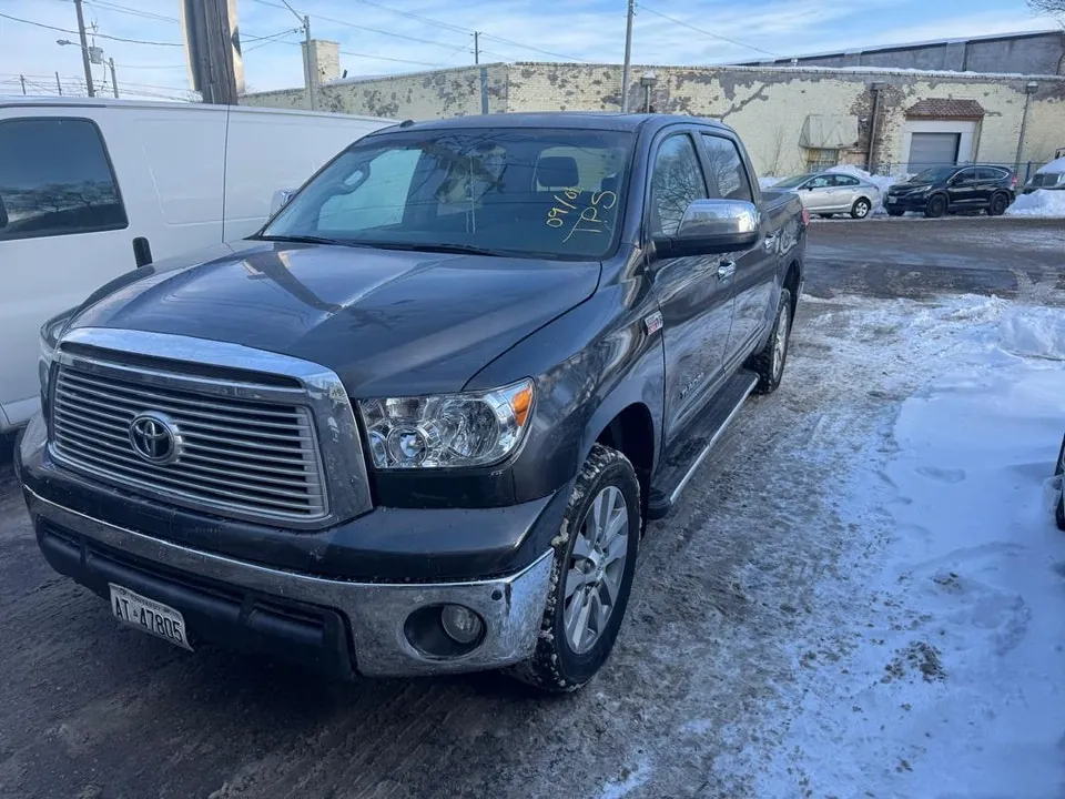 Toyota Tundra 2012 photo 2