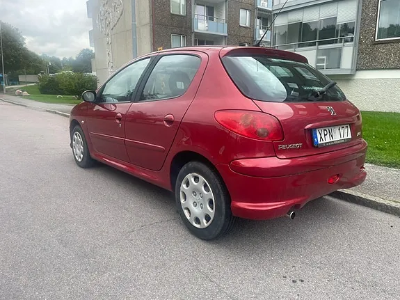 Peugeot 206 2006 photo 5