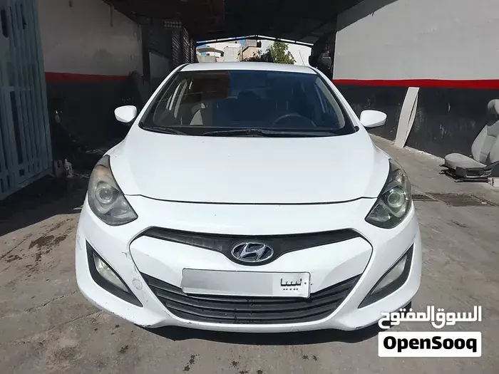 Hyundai I30 2013 photo 2