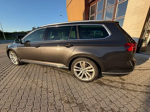 Volkswagen Passat 2018 photo 4