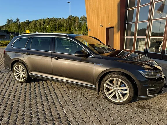 Volkswagen Passat 2018 photo 3