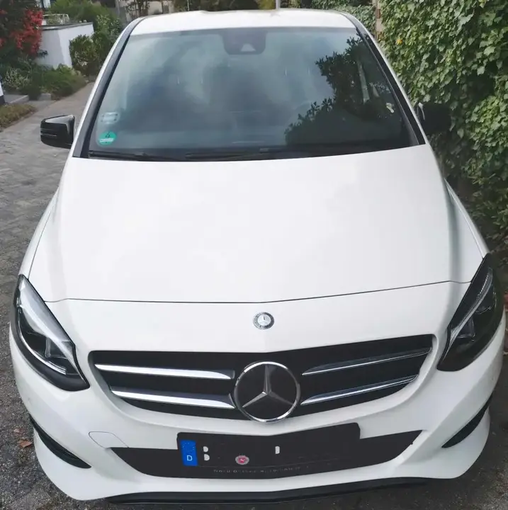 Mercedes-Benz B