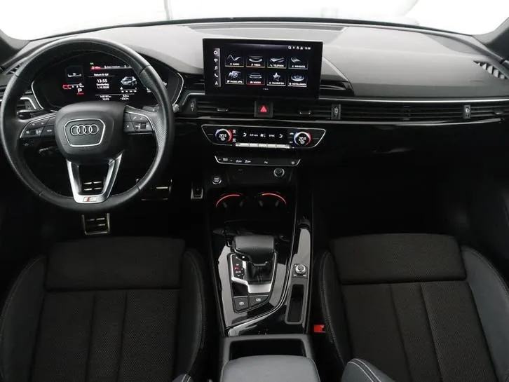 Audi A4 2021 photo 3