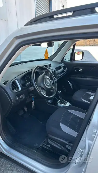Jeep Renegade 2019 photo 3