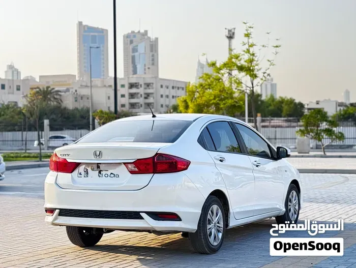 Honda City 2019 photo 3