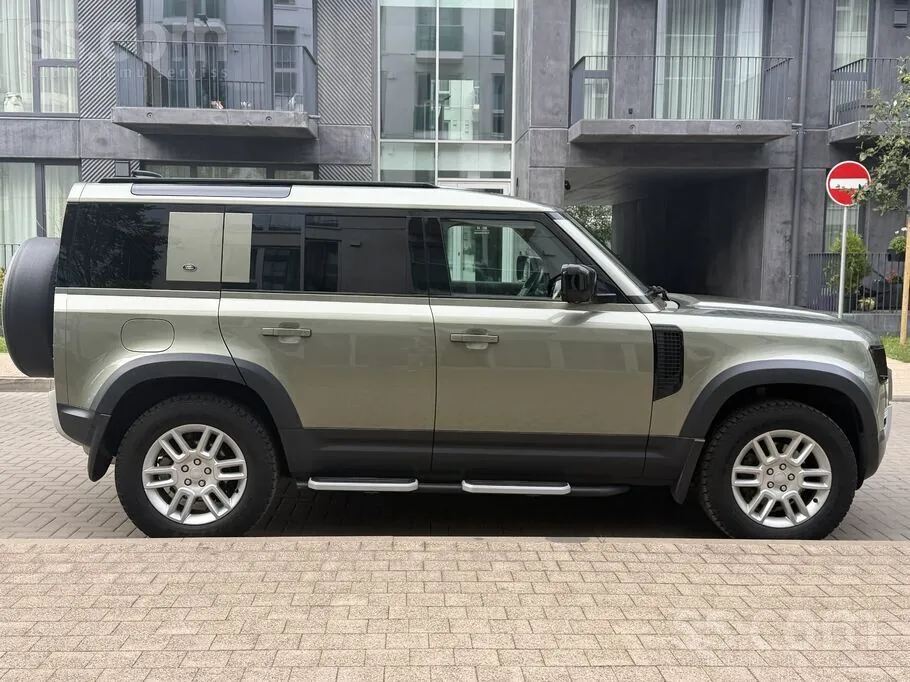 Land Rover Defender 2021 photo 5