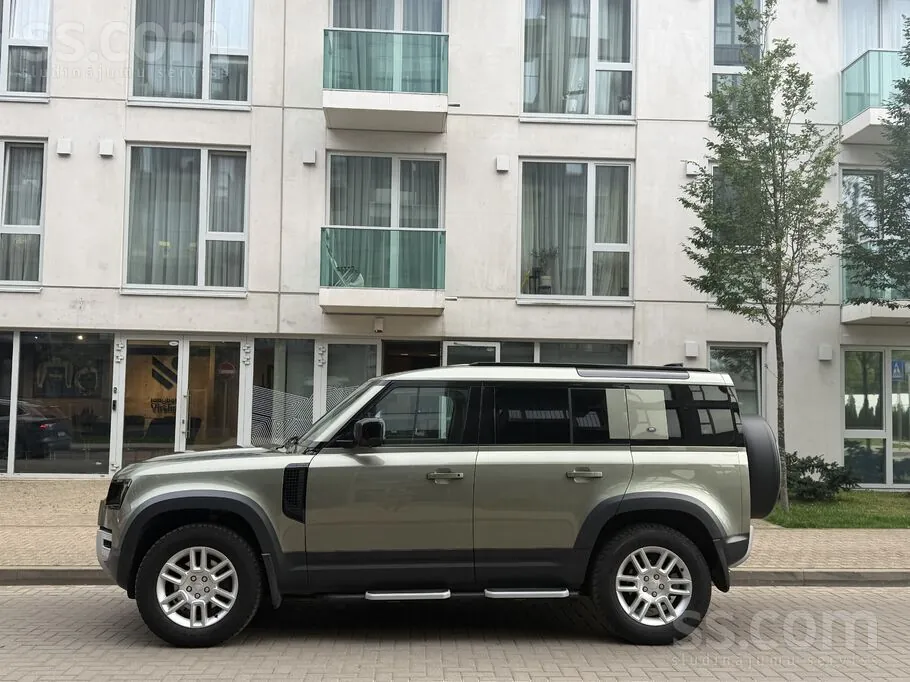 Land Rover Defender 2021 photo 2