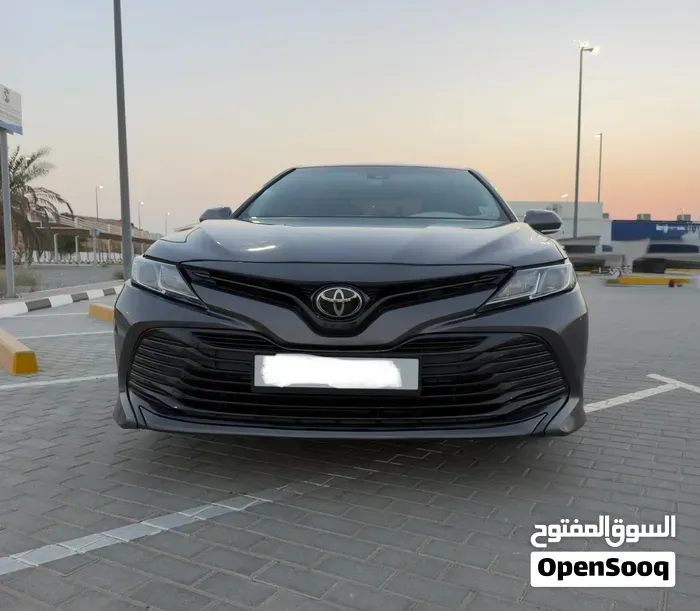 Toyota Camry 2018 photo 2