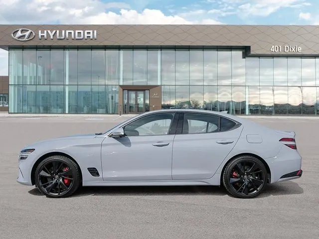 Genesis G70 2023 photo 2