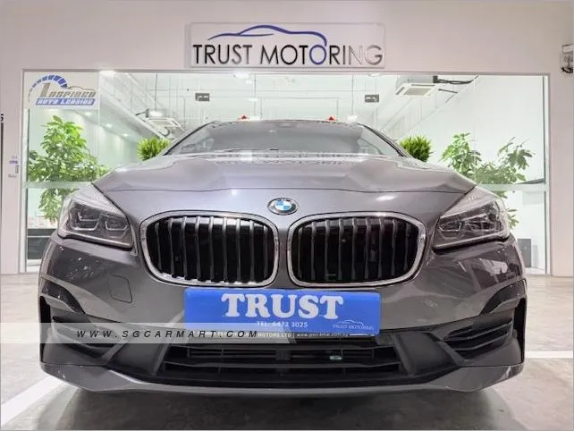BMW 216I