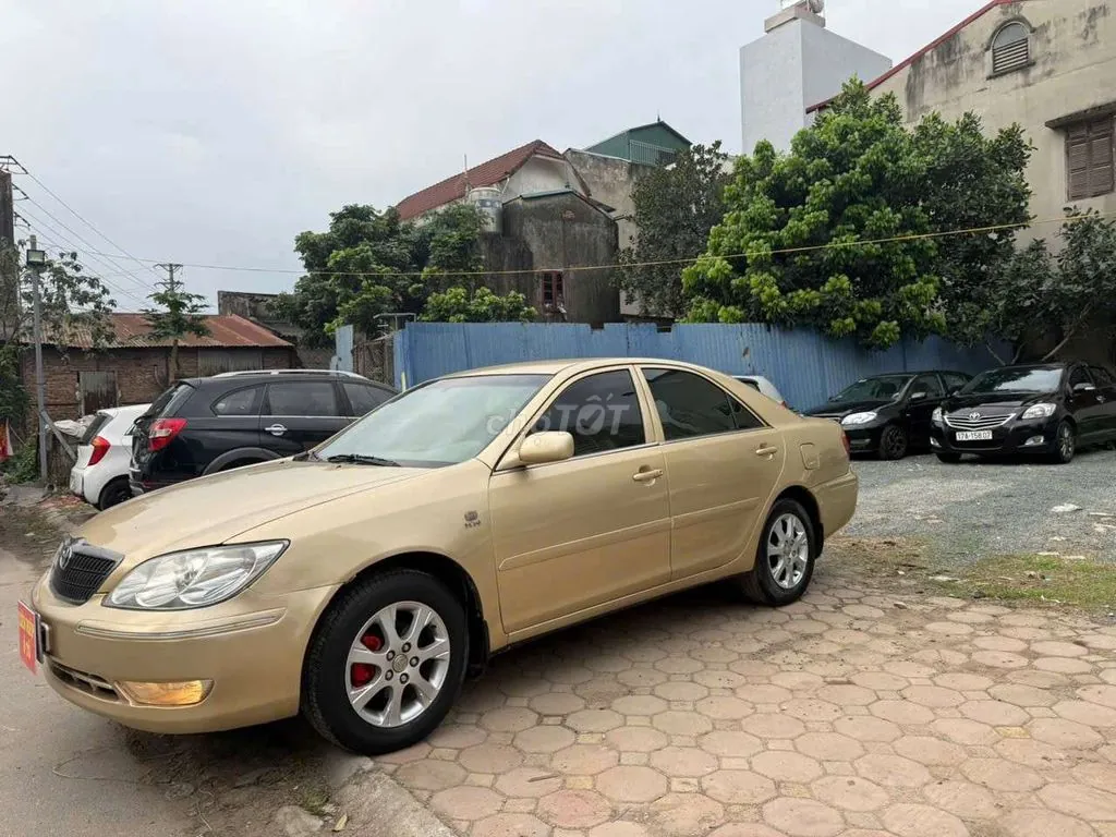 Toyota Camry 2005 photo 2