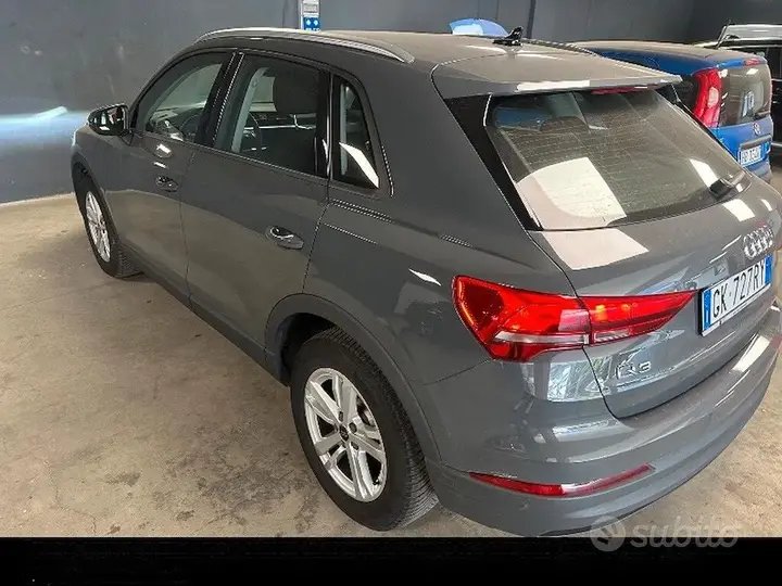 Audi Q3 2022 photo 3