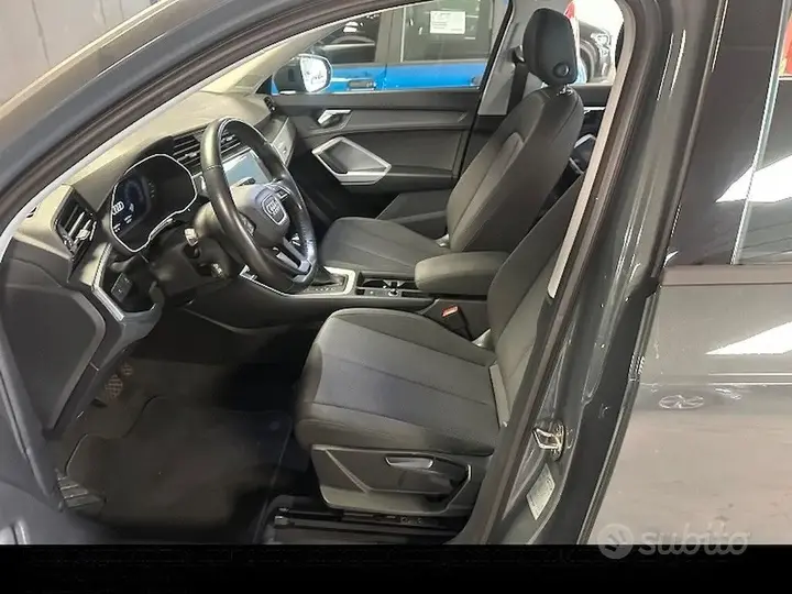 Audi Q3 2022 photo 5