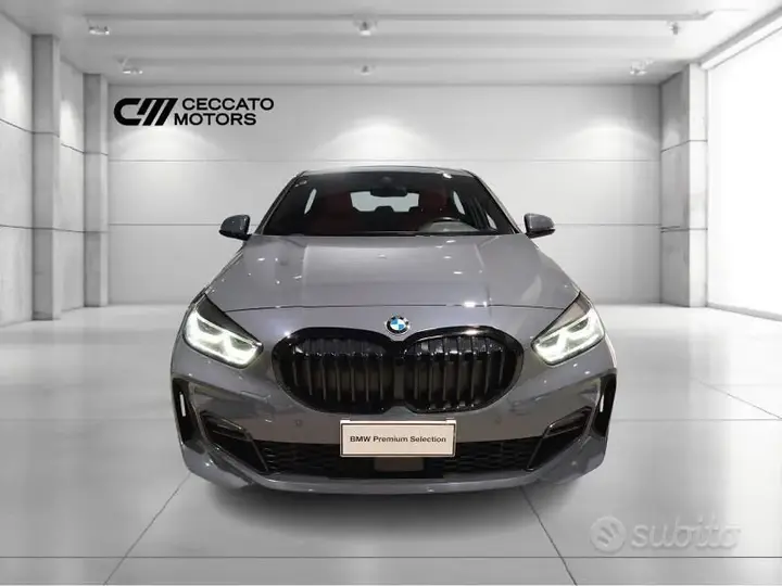BMW 1 Series 2023 photo 2