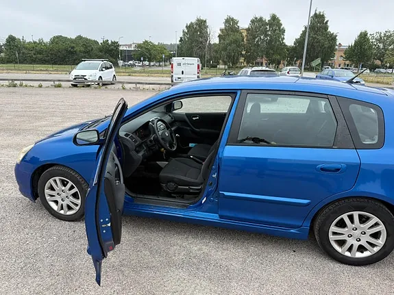 Honda Civic 2005 photo 3