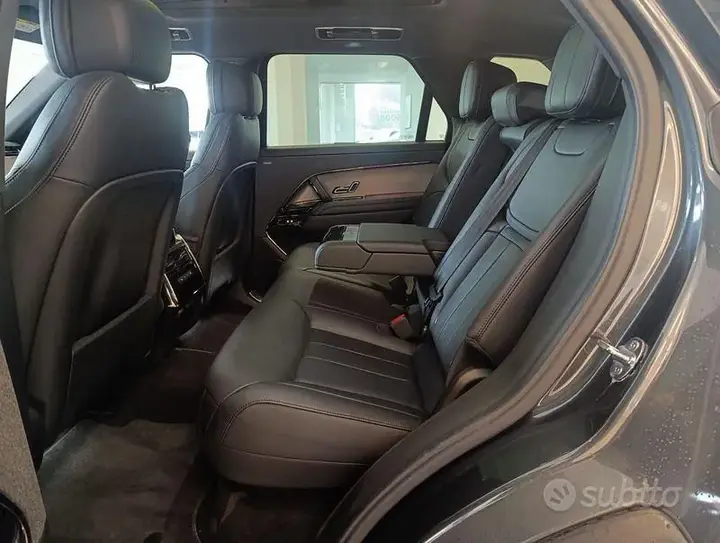 Land Rover Range Rover Sport 2025 photo 5