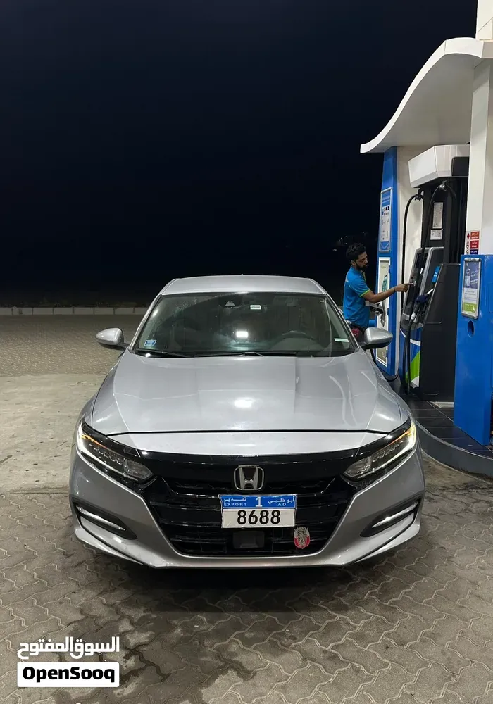 Honda Accord 2019 photo 2