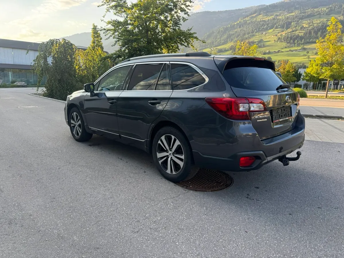 Subaru Outback 2019 photo 3