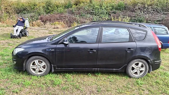 Hyundai I30 2011 photo 2
