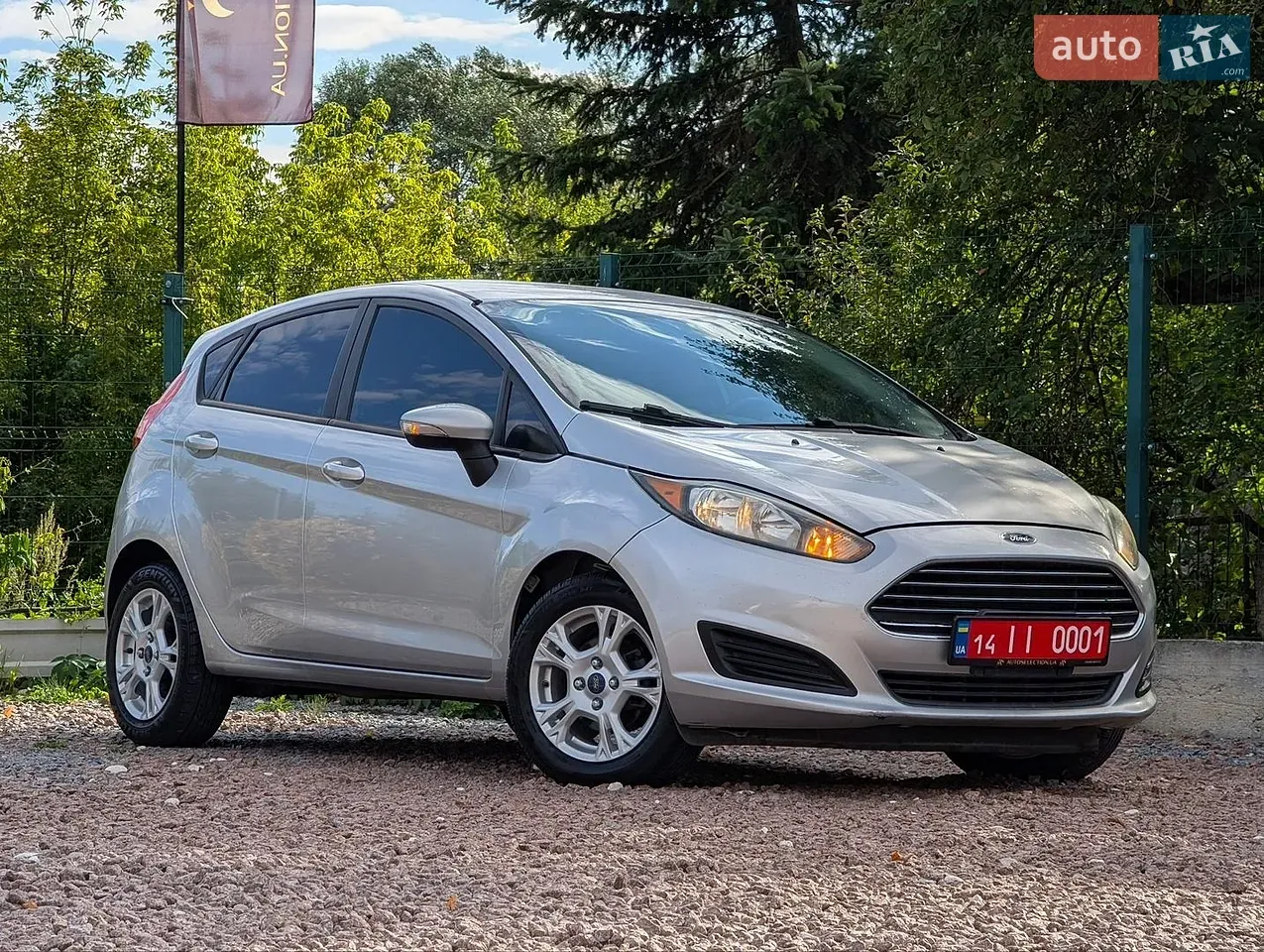 Ford Fiesta 2016 photo 2