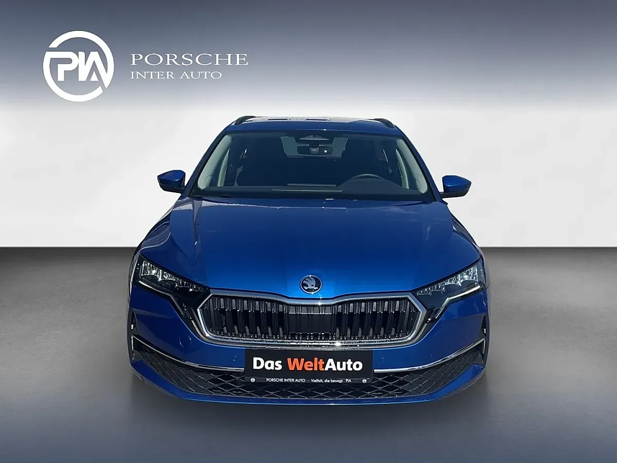 Skoda Octavia 2025 photo 2