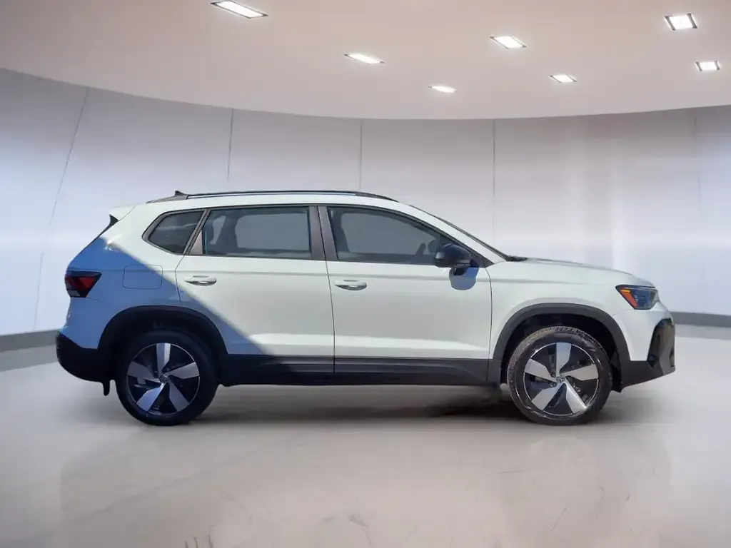 Volkswagen Taos 2026 photo 4