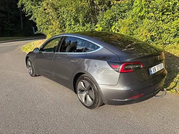 Tesla Model 3 2019 photo 2