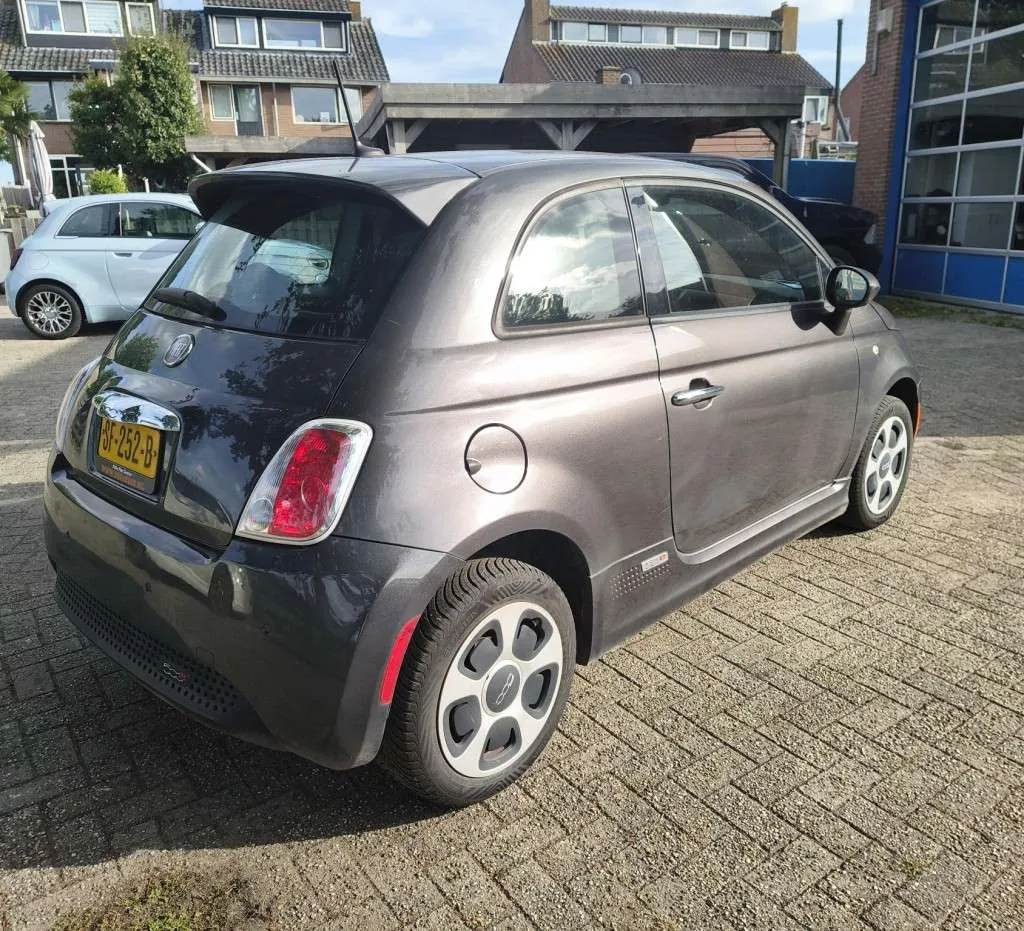 Fiat 500E 2014 photo 5
