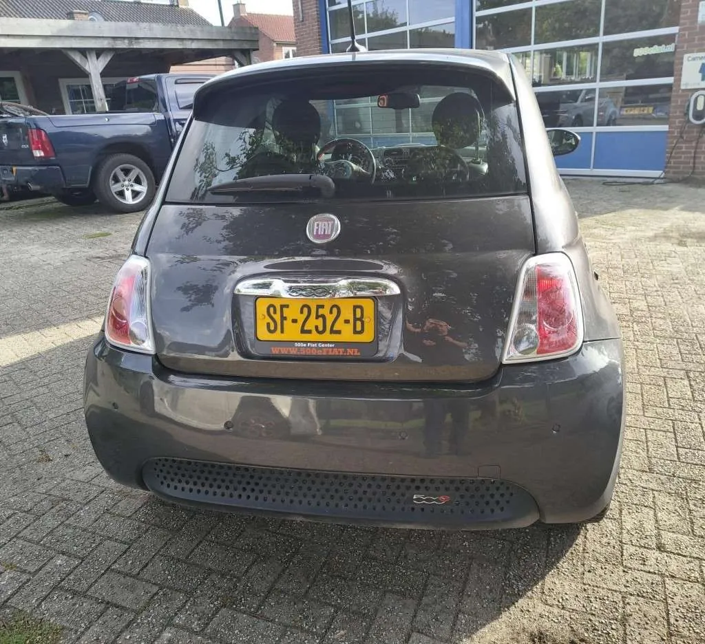 Fiat 500E 2014 photo 4