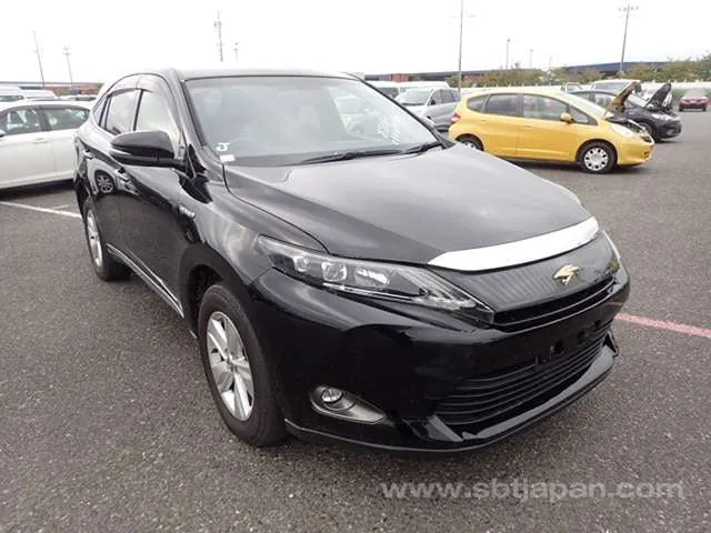 Toyota Harrier Elegance