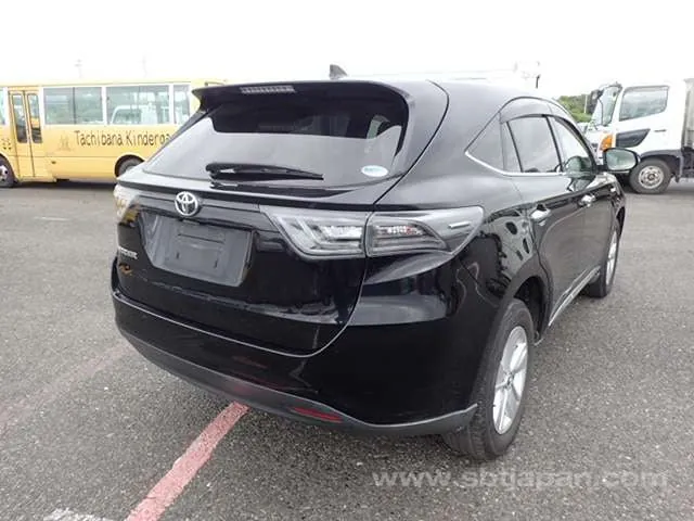 Toyota Harrier Elegance 2017 photo 4
