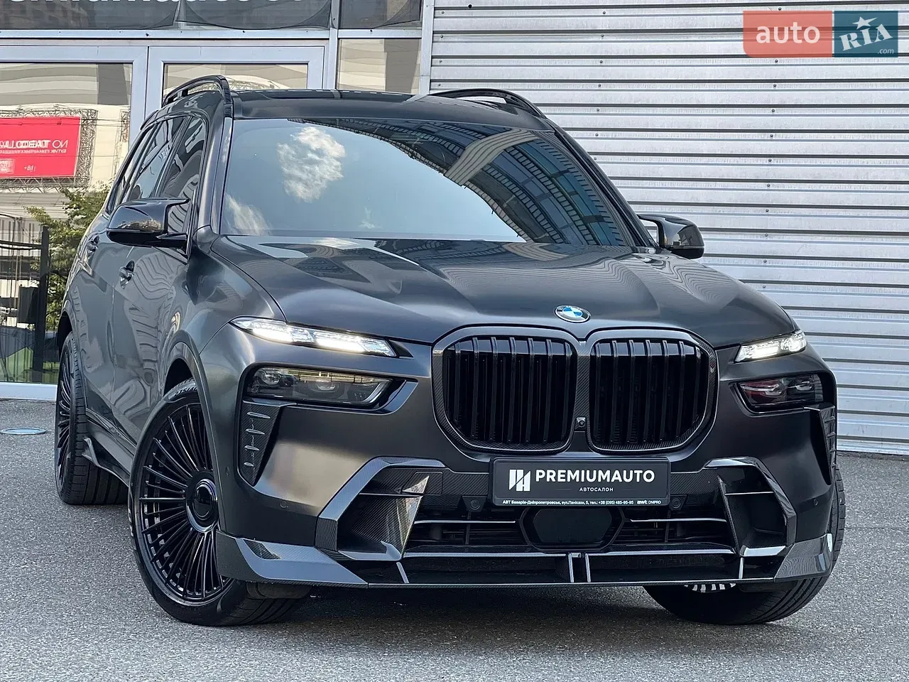 BMW X7 2025 photo 2