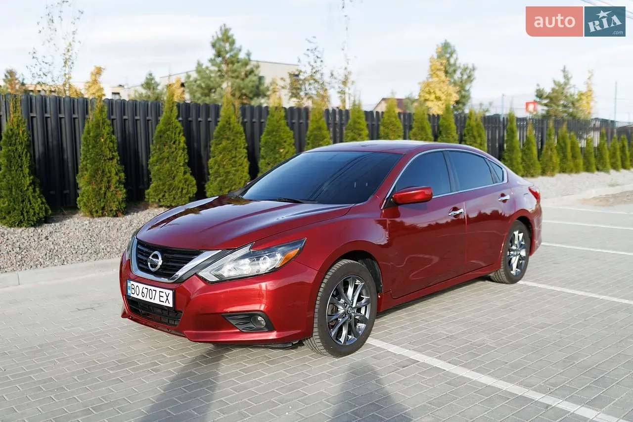 Nissan Altima