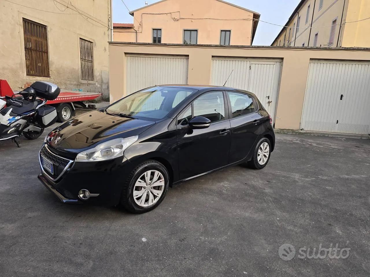 Peugeot 208 2014 photo 4