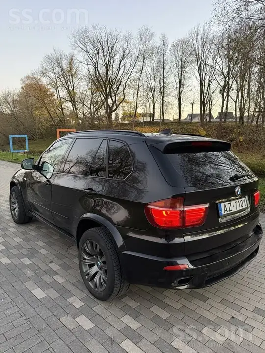 BMW X5 2010 photo 4