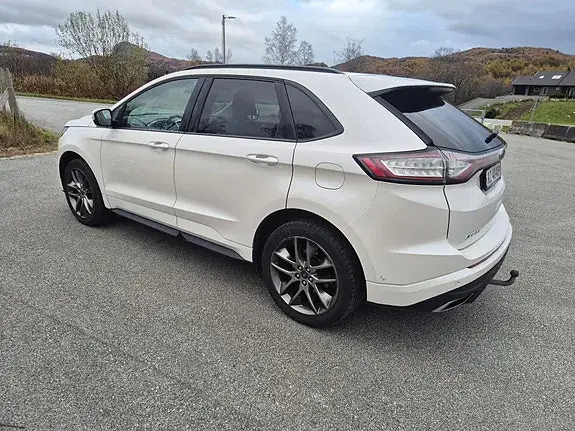 Ford Edge 2017 photo 2