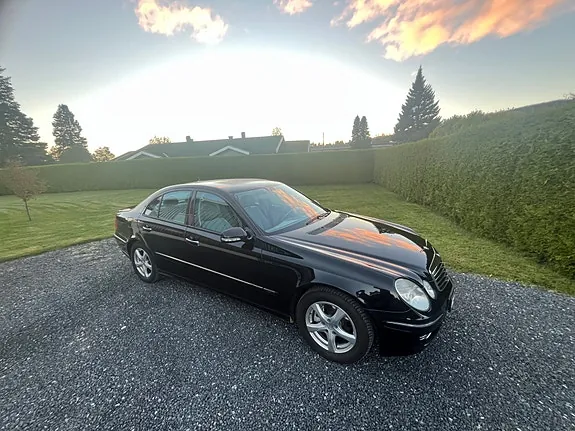 Mercedes-Benz E220 D 2007 photo 2