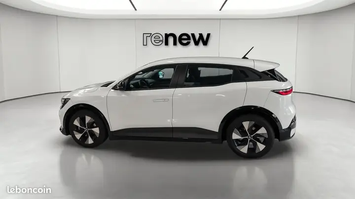 Renault Megane 2022 photo 2