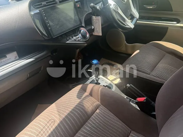 Toyota Aqua 2013 photo 3