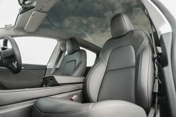 Tesla Model Y 2023 photo 3