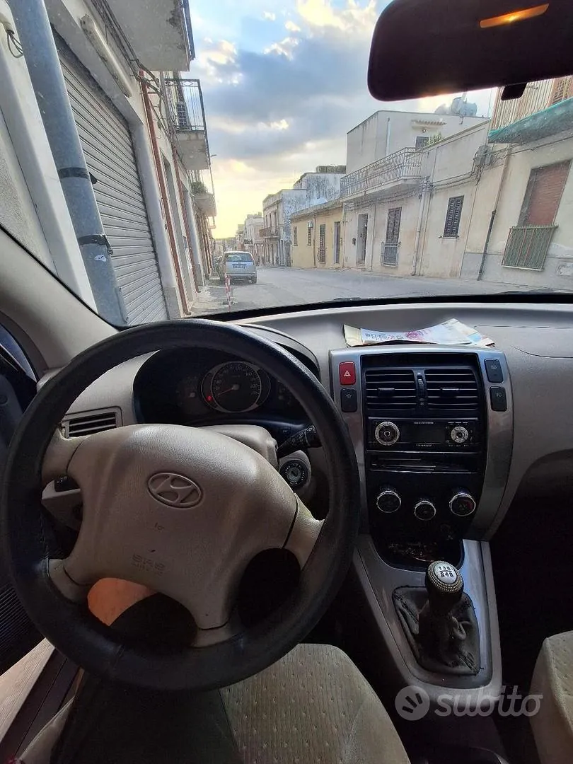 Hyundai Tucson 2004 photo 4