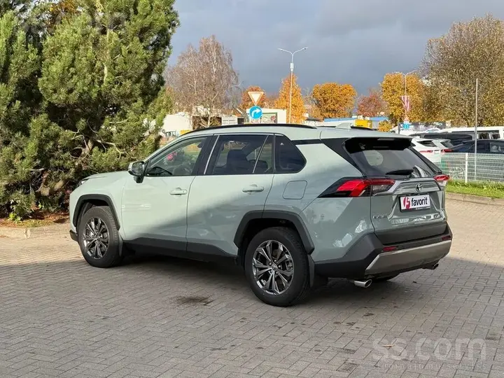 Toyota Rav4 2025 photo 4