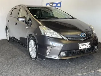 Toyota Prius 2014 photo 2