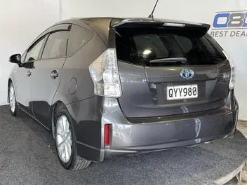 Toyota Prius 2014 photo 5