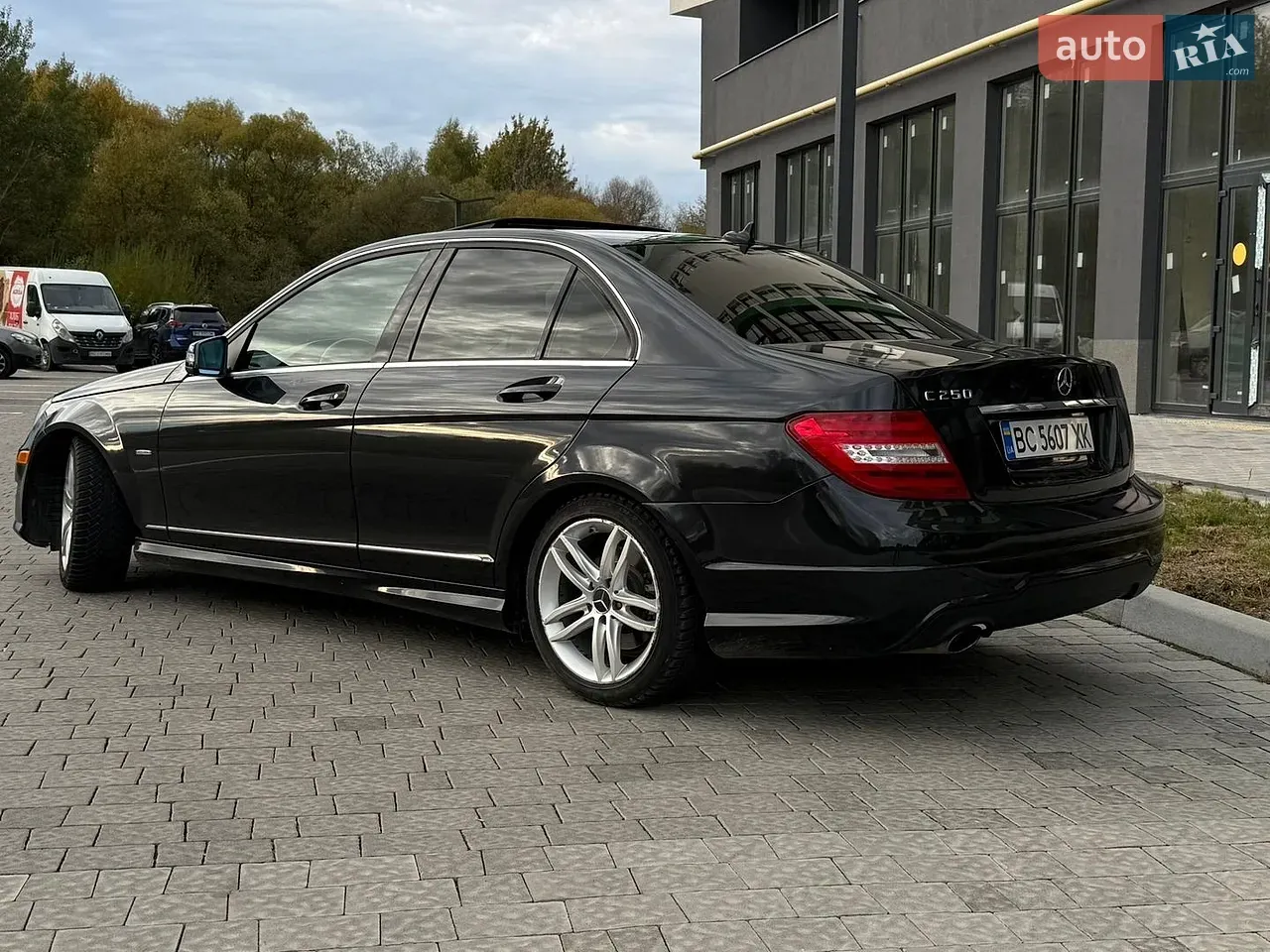 Mercedes-Benz C-Class 2012 photo 5