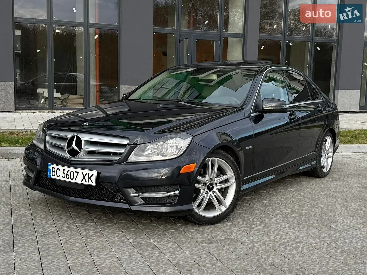 Mercedes-Benz C-Class 2012 photo 2
