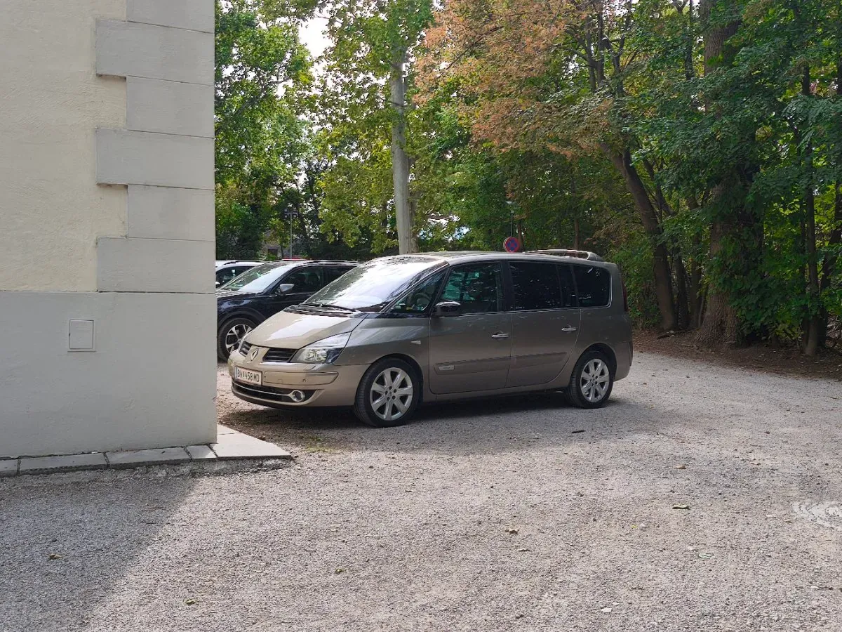 Renault Espace 2011 photo 3