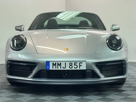 Porsche 911 Targa 4 Gts 2024 photo 2