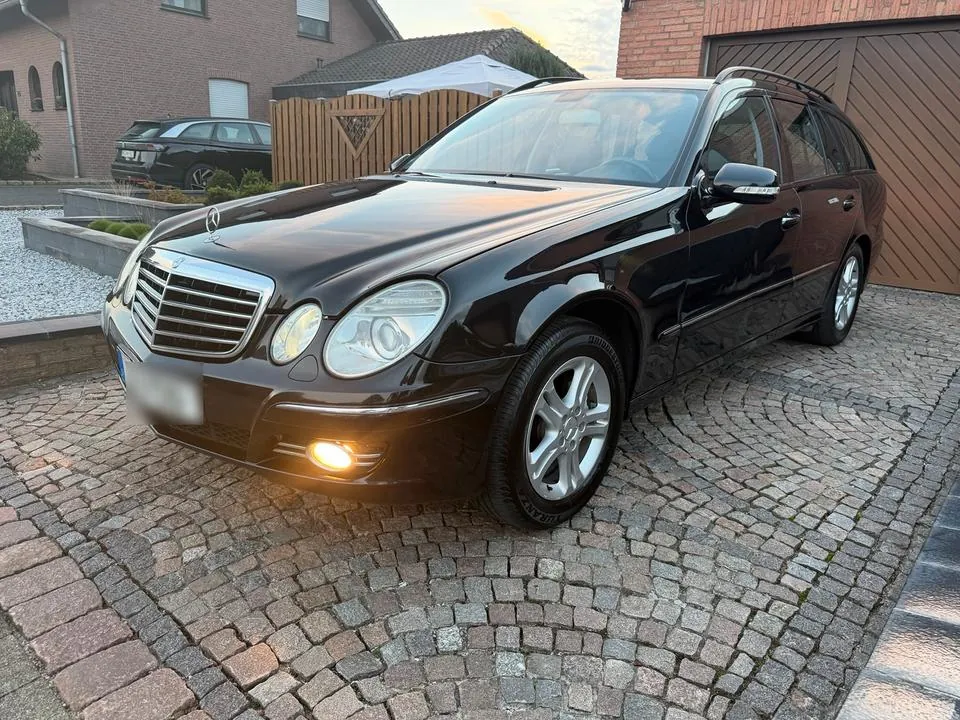 Mercedes-Benz E280